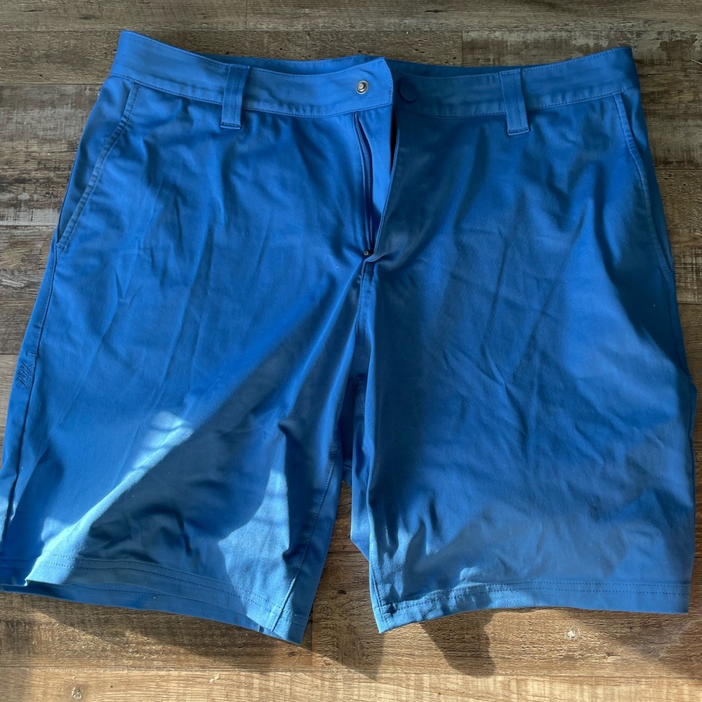 Rhône blue commuter shorts
